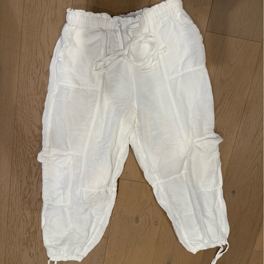 Elan White Ruffled Elastic Waist cargo pant linen
